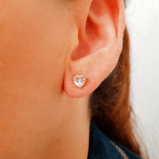 Brincos de Zircônia em Coração Banho Ouro 18k