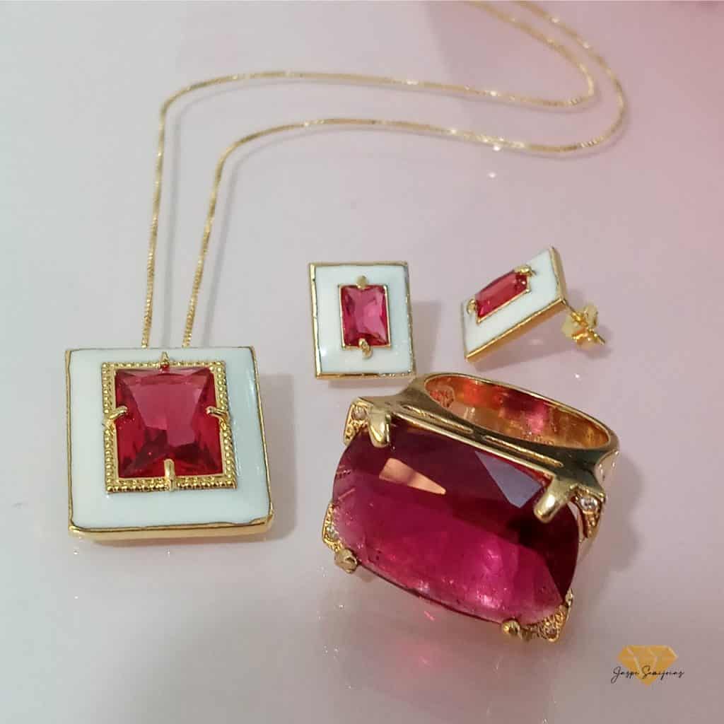 Conheça a Jaspe Semijoias