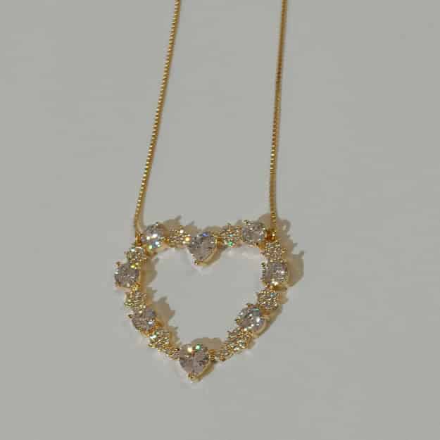 Colar Coração Zircônio Vazado Banho Ouro 18k