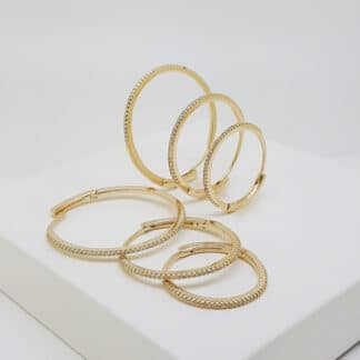 Argola Articulada Fina Cravejada em Zircônia