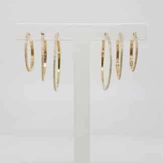 Argola Articulada Fina Cravejada em Zircônia