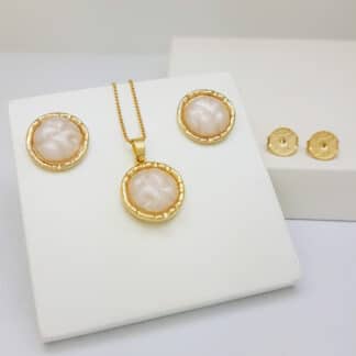 CONJUNTO REDONDO COM PÉROLA